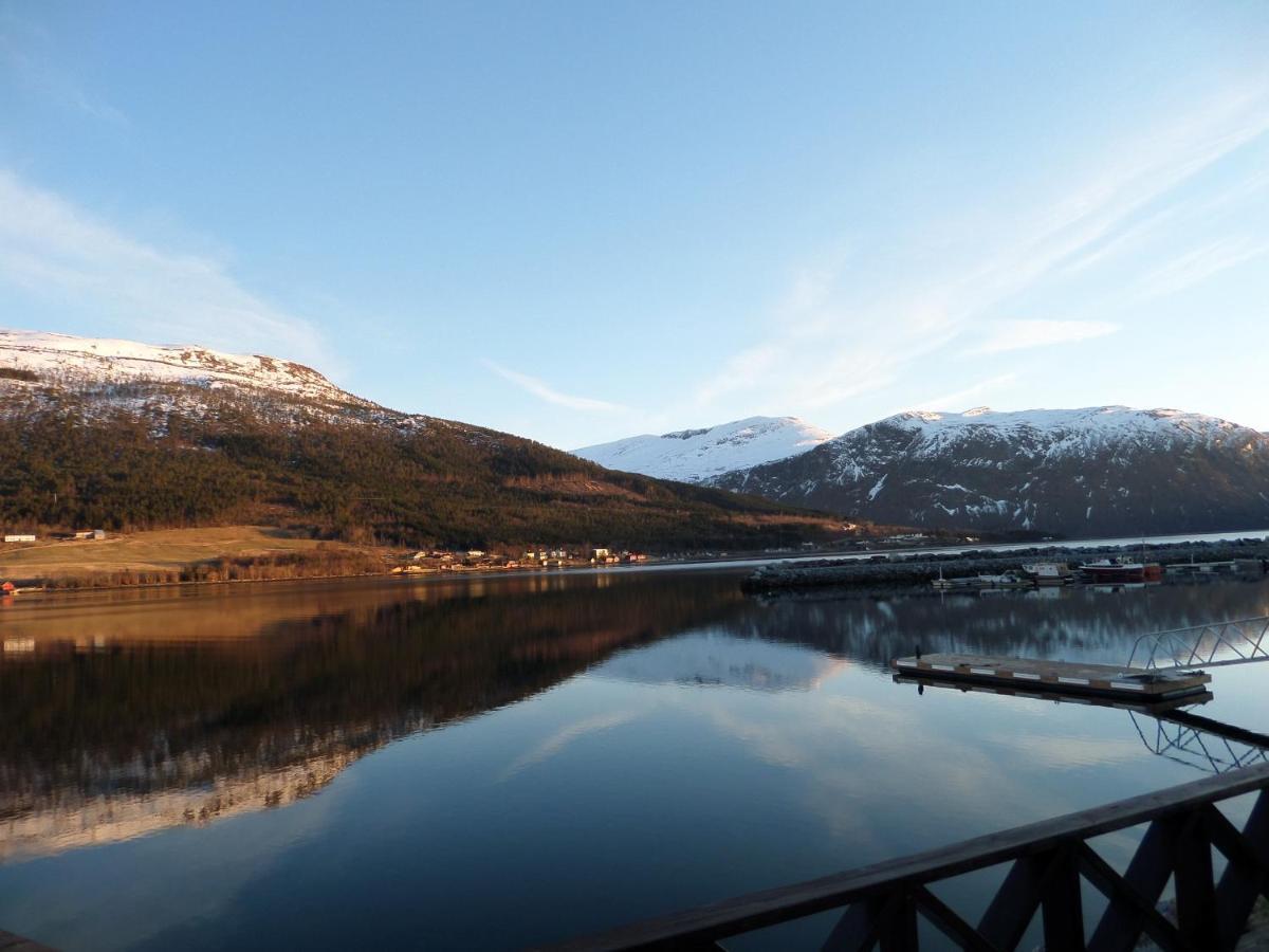 Solstrand Fjord Holiday Eidsvåg Exterior foto