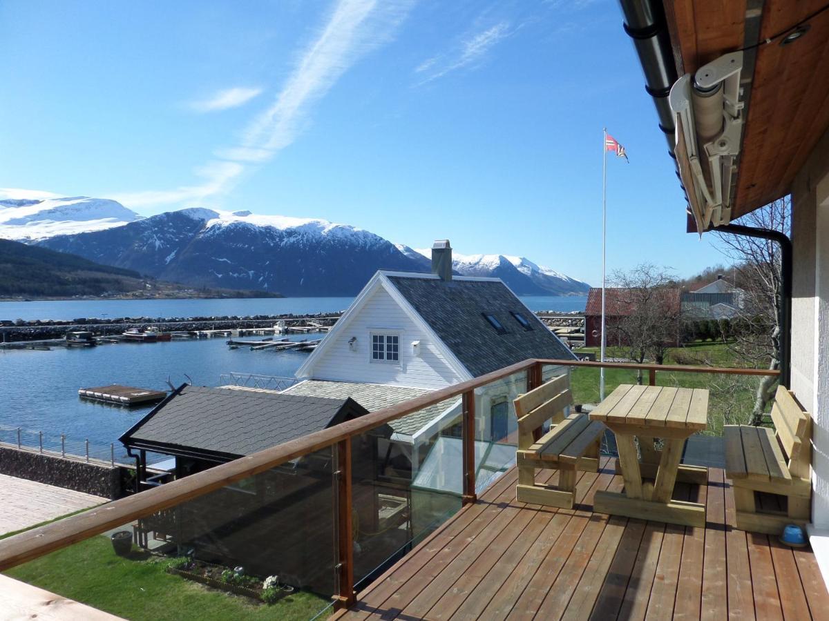 Solstrand Fjord Holiday Eidsvåg Exterior foto